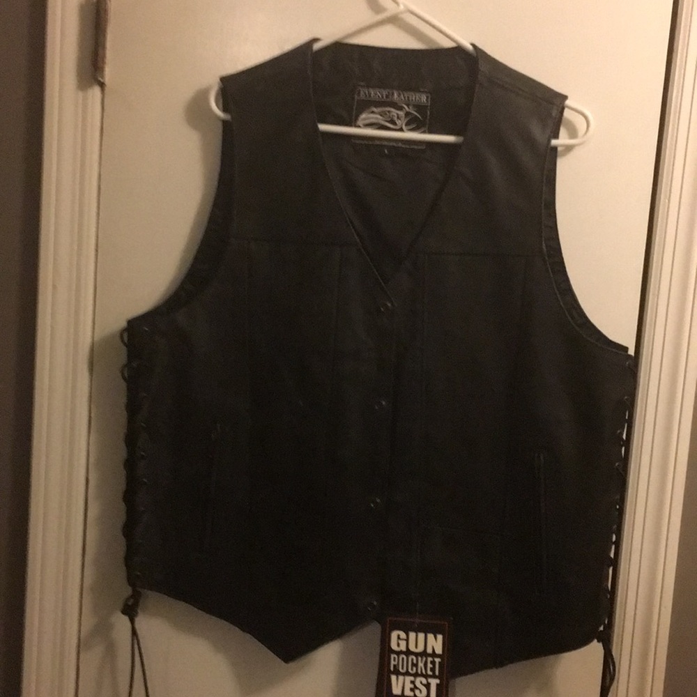 Men’s Leather Vest